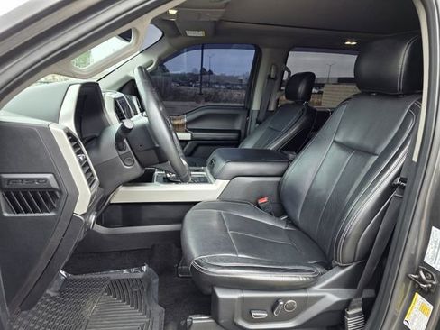 Used 2018 Ford F150 Lariat w/ Equipment Group 502A Luxury image 13