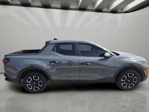 Used 2023 Hyundai Santa Cruz SEL image 8