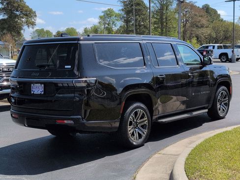 New 2026 Jeep Grand Wagoneer L 4WD image 5
