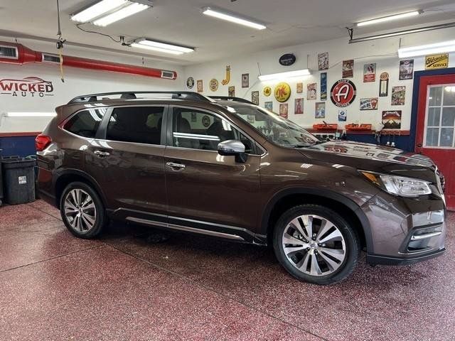 Used 2019 Subaru Ascent Touring w/ Popular Package #3 AWD/4WD image 4
