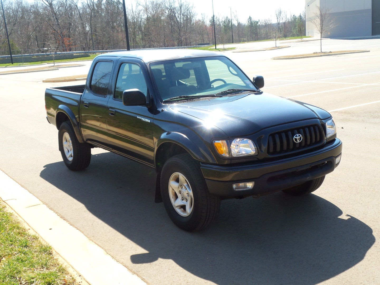Used 2004 Toyota Tacoma DoubleCab V6 Auto 4WD image 11