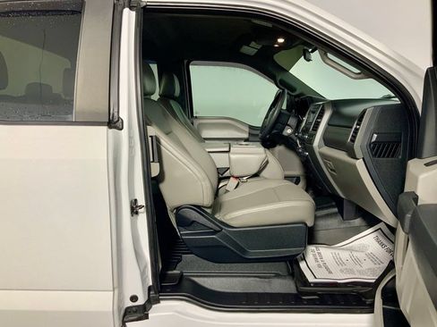 Used 2017 Ford F250 XL w/ STX Appearance Package AWD/4WD image 28