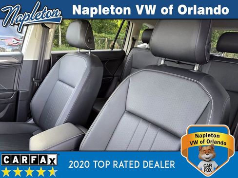 Used 2022 Volkswagen Tiguan SE image 28