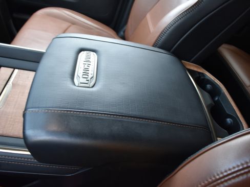 Used 2024 RAM 2500 Limited w/ Safety Group image 23