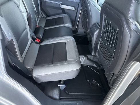 Used 2021 Ford Bronco Black Diamond image 26