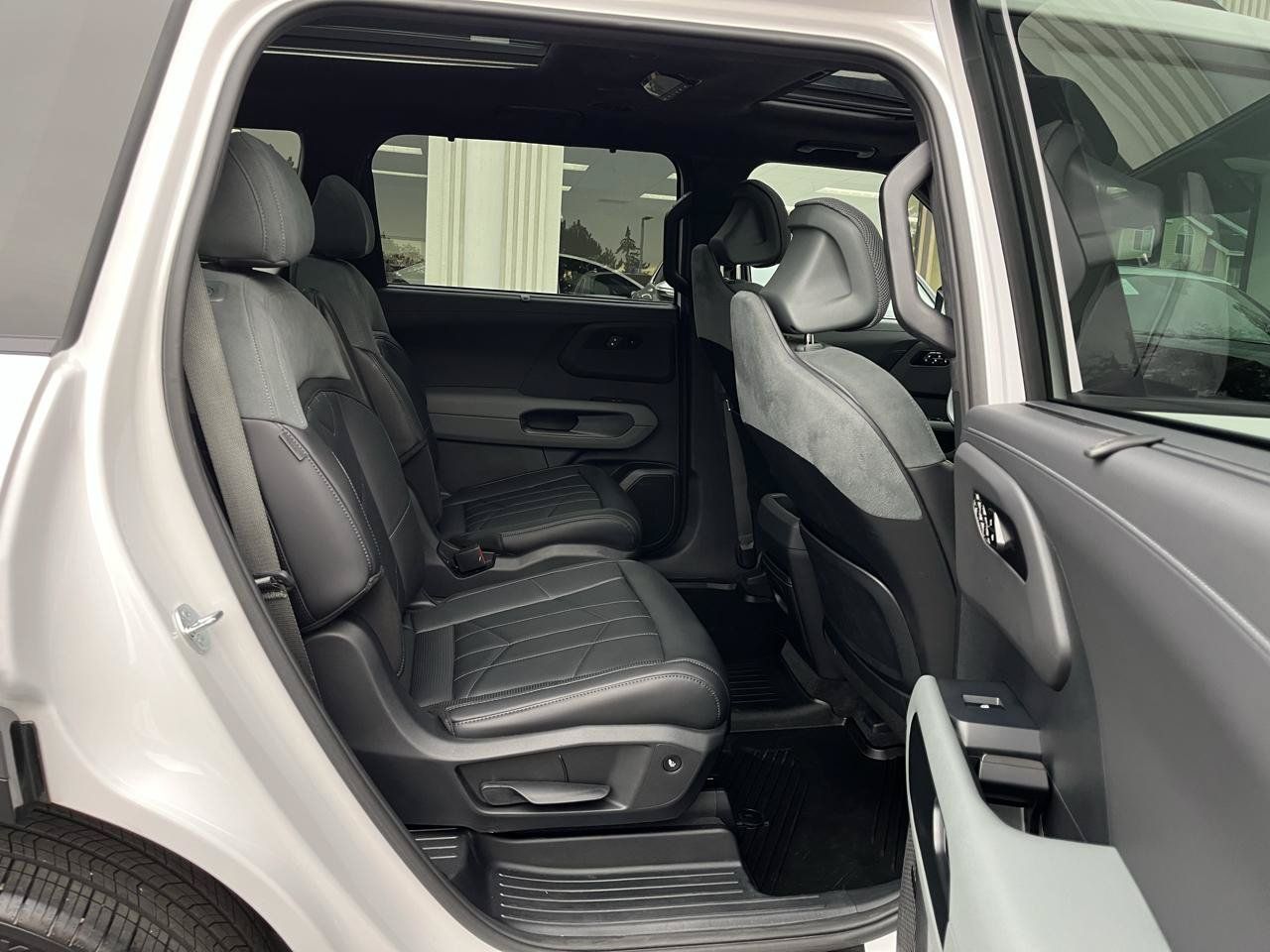 Used 2027 Kia Telluride SX Prestige X-Line w/ Towing Package AWD/4WD image 22