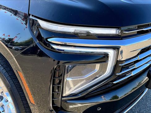 Used 2025 Chevrolet Tahoe LT AWD/4WD image 27