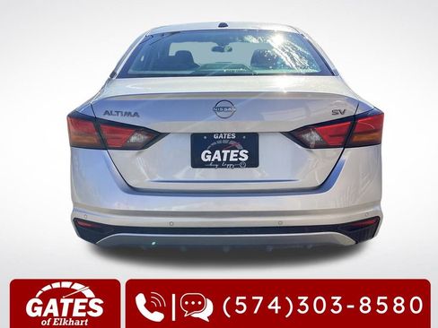 Used 2023 Nissan Altima 2.5 SV image 8