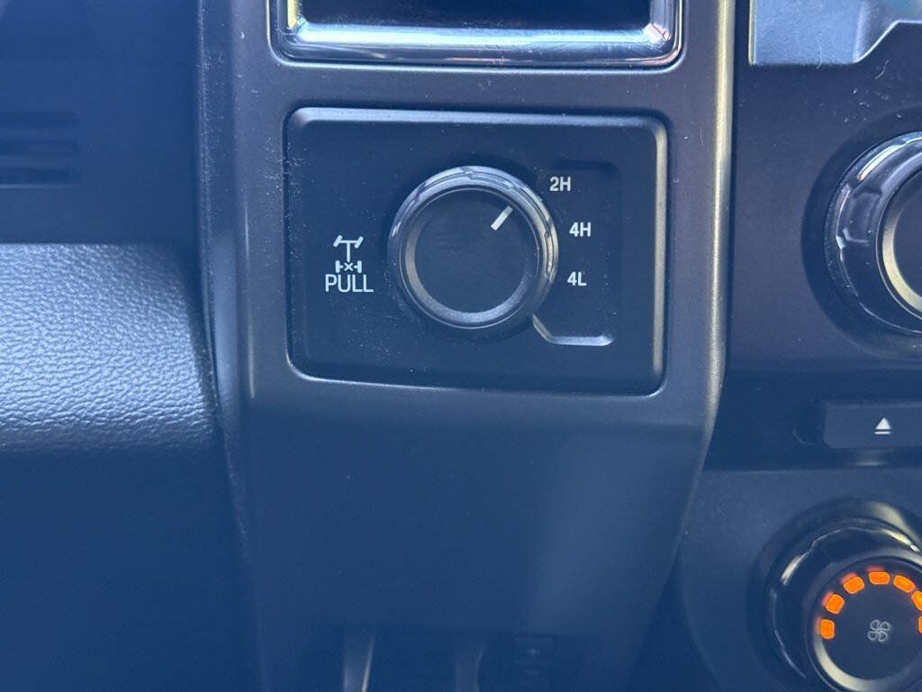 Used 2016 Ford F150 XLT w/ Equipment Group 302A Luxury AWD/4WD image 19