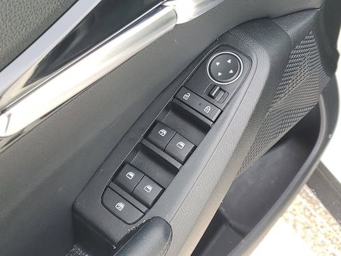 Used 2021 Kia Seltos EX image 9