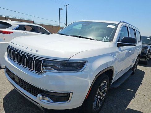 Used 2023 Jeep Wagoneer L Series II AWD/4WD image 1