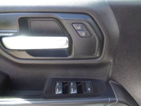 Used 2019 Chevrolet Silverado 1500 W/T w/ Trailering Package AWD/4WD image 12