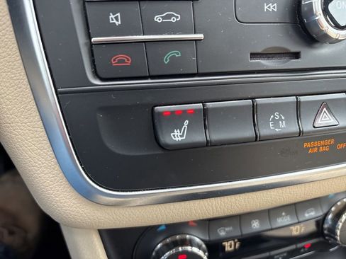 Used 2015 Mercedes-Benz CLA 250 4MATIC image 6