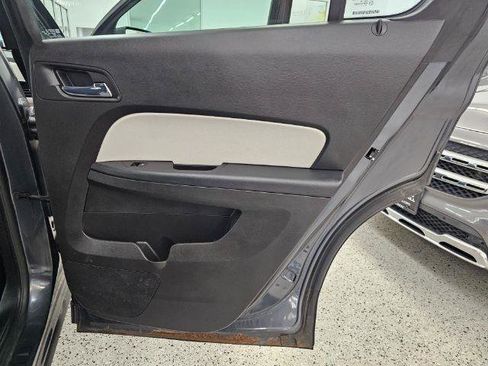 Used 2011 Chevrolet Equinox LS w/ Bluetooth Package image 24