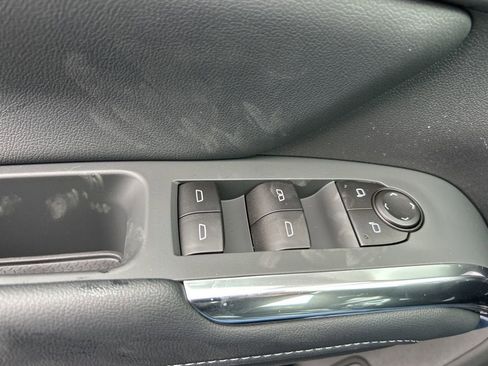 New 2026 Chevrolet Traverse LT w/ Sun and Wheel Package image 21