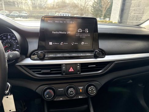 Used 2024 Kia Forte LXS image 19