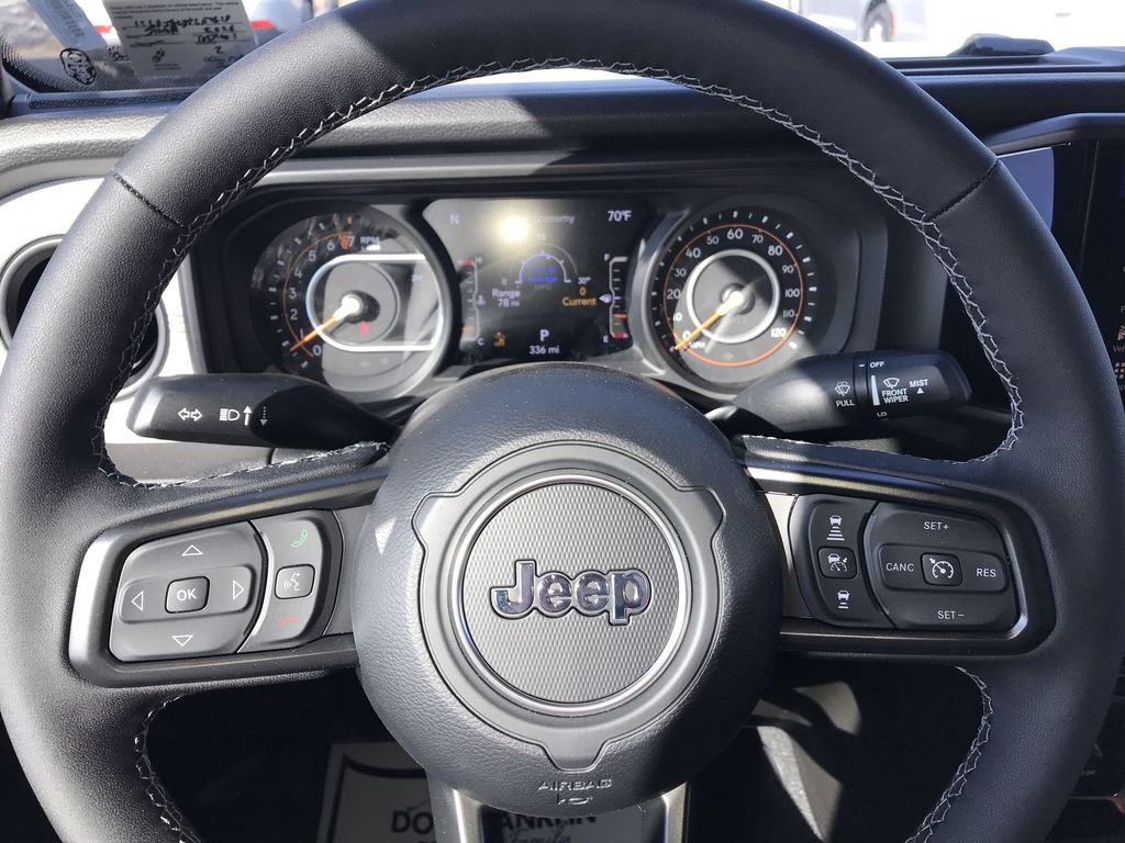 New 2026 Jeep Gladiator Sport AWD/4WD image 14