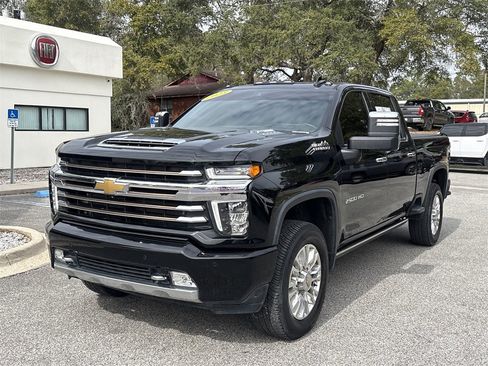Used 2023 Chevrolet Silverado 2500 High Country w/ Z71 Off-Road Package image 9
