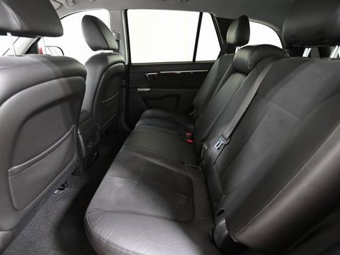 Used 2010 Hyundai Santa Fe SE image 7