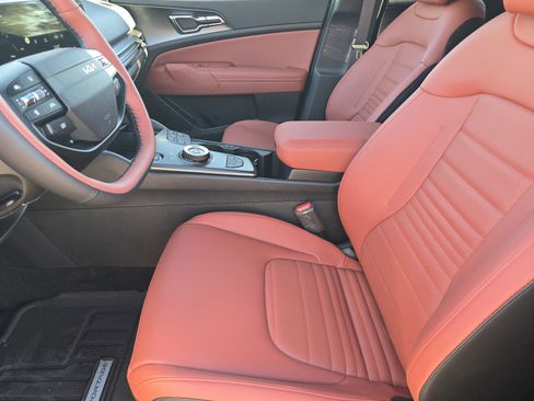 New 2026 Kia Sportage SX Prestige image 8