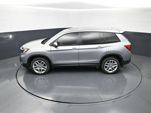 Used 2024 Honda Passport EX-L image 17