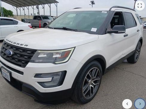 Used 2017 Ford Explorer Sport w/ Equipment Group 401A image 2