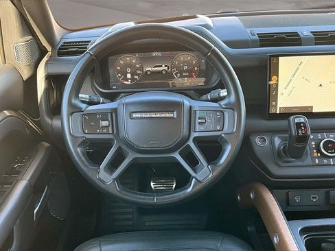 Used 2022 Land Rover Defender 110 X image 5
