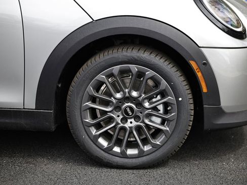 New 2026 MINI Cooper 4-Door Hardtop image 6