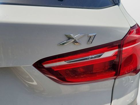 Used 2018 BMW X1 sDrive28i FWD image 9