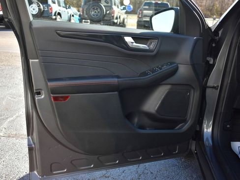 New 2026 Ford Escape ST-Line w/ Cold Weather Package image 9