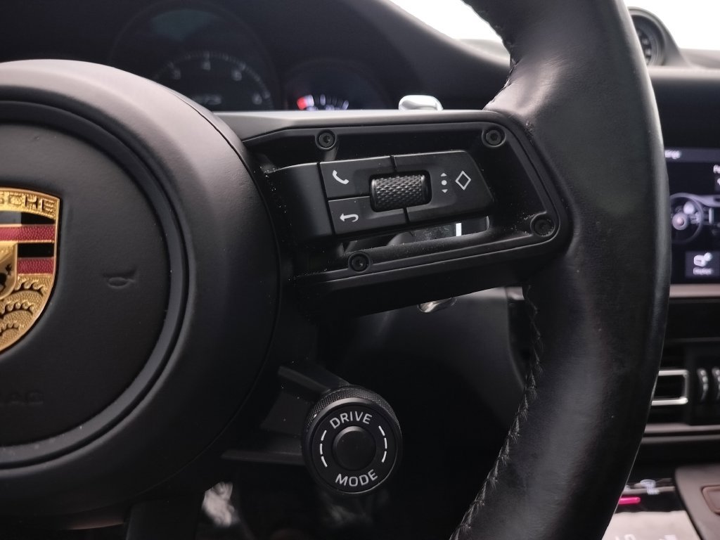 Certified 2023 Porsche Macan GTS AWD/4WD image 10
