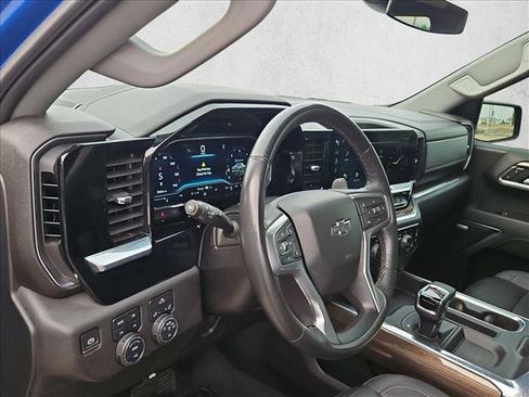 Used 2023 Chevrolet Silverado 1500 RST w/ Texas Edition Plus AWD/4WD image 10