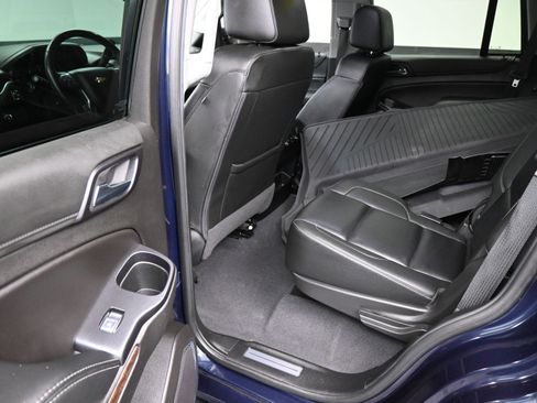 Used 2020 Chevrolet Tahoe LT w/ Luxury Package image 17