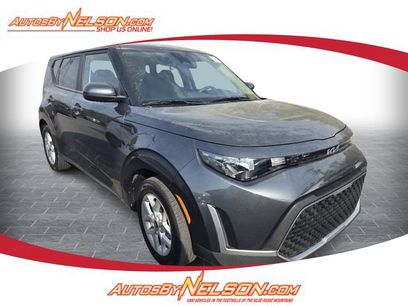 Used 2025 Kia Soul LX w/ LX Technology Package