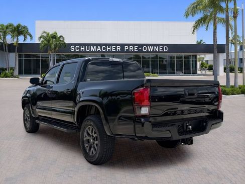 Used 2023 Toyota Tacoma SR5 w/ Technology Package RWD image 5