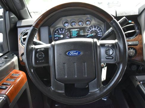 Used 2015 Ford F250 Platinum w/ FX4 Off-Road Package AWD/4WD image 14