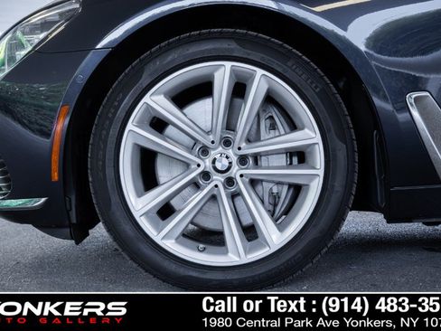 Used 2019 BMW 750i xDrive w/ Executive Package AWD/4WD image 13