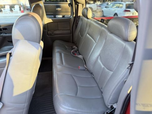 Used 2005 GMC Sierra 1500 SLT w/ Light Duty Power Package image 26