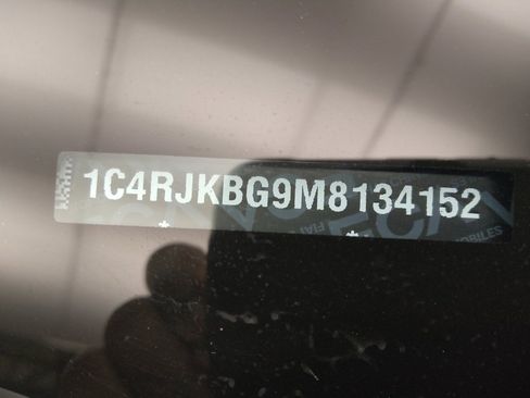 Used 2021 Jeep Grand Cherokee L Limited w/ Luxury Tech Group II image 33