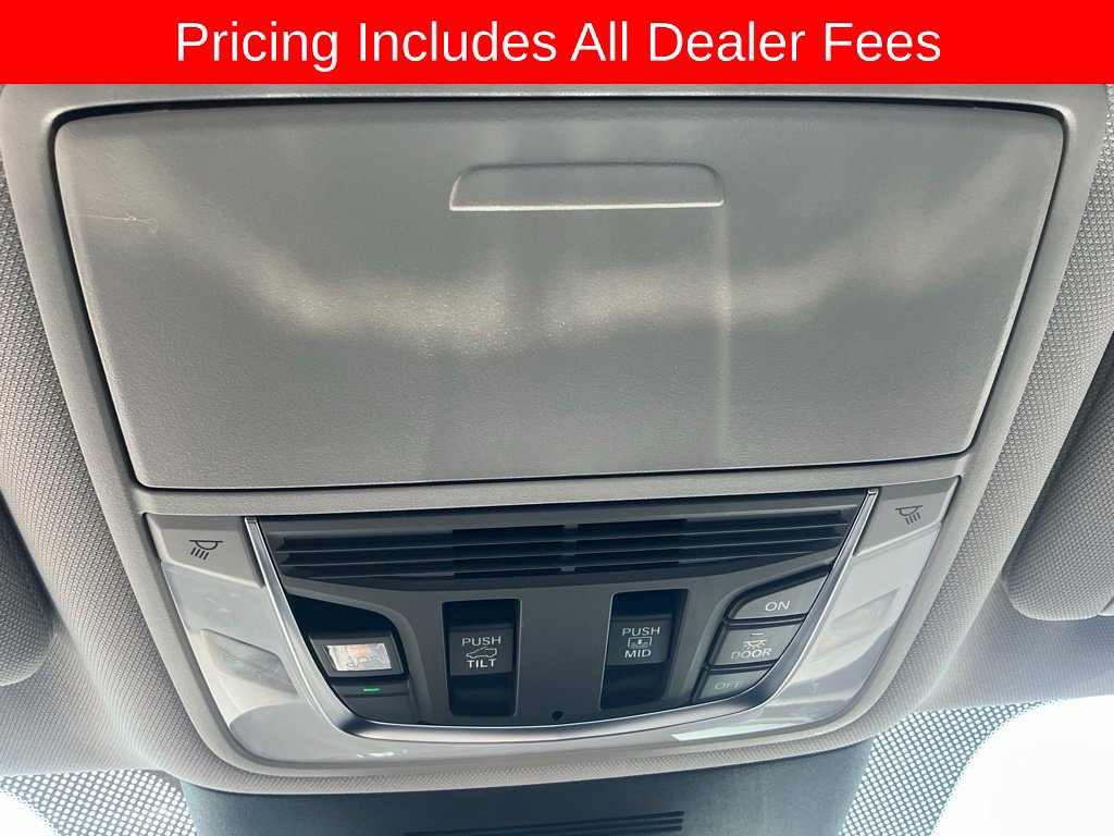 Used 2026 Acura MDX w/ Technology Package FWD image 18