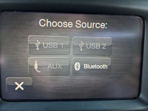 Used 2024 RAM 2500 Tradesman w/ Chrome Appearance Group image 29