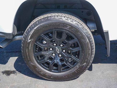 Used 2026 Chevrolet Colorado W/T w/ WT Custom Package image 8