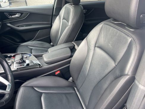 Used 2019 Audi Q7 3.0T Premium Plus w/ Premium Plus Package image 10