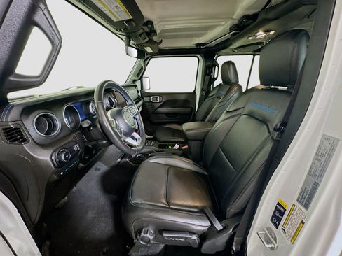 Used 2023 Jeep Wrangler Unlimited Rubicon 4xe w/ Cold Weather Group AWD/4WD image 13