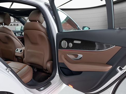 Used 2022 Mercedes-Benz E 350 4MATIC Sedan image 65