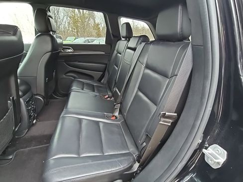 Used 2018 Jeep Grand Cherokee Limited image 16