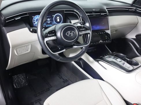 Used 2022 Hyundai Tucson Limited image 9