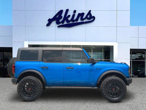Used 2025 Ford Bronco Big Bend AWD/4WD image 1
