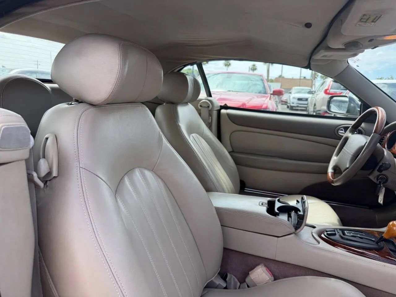 Used 2002 Jaguar XK8 Convertible RWD image 24