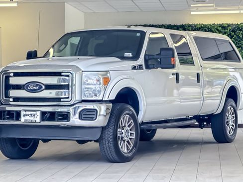 Used 2016 Ford F350 XLT w/ Advanced Security Group AWD/4WD image 8